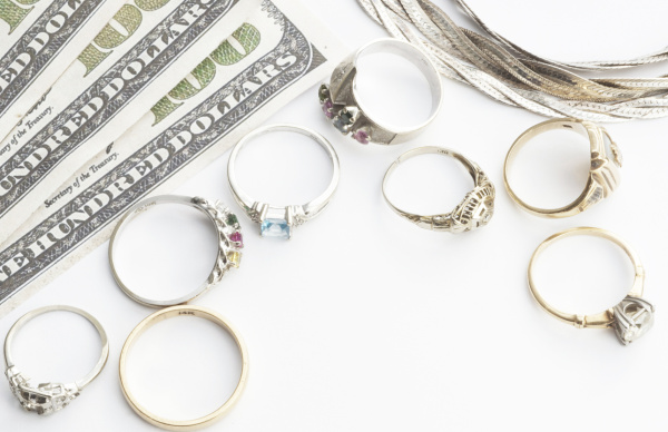 Как выбрать честный и качественный ломбард: советы, законы и особенности работы